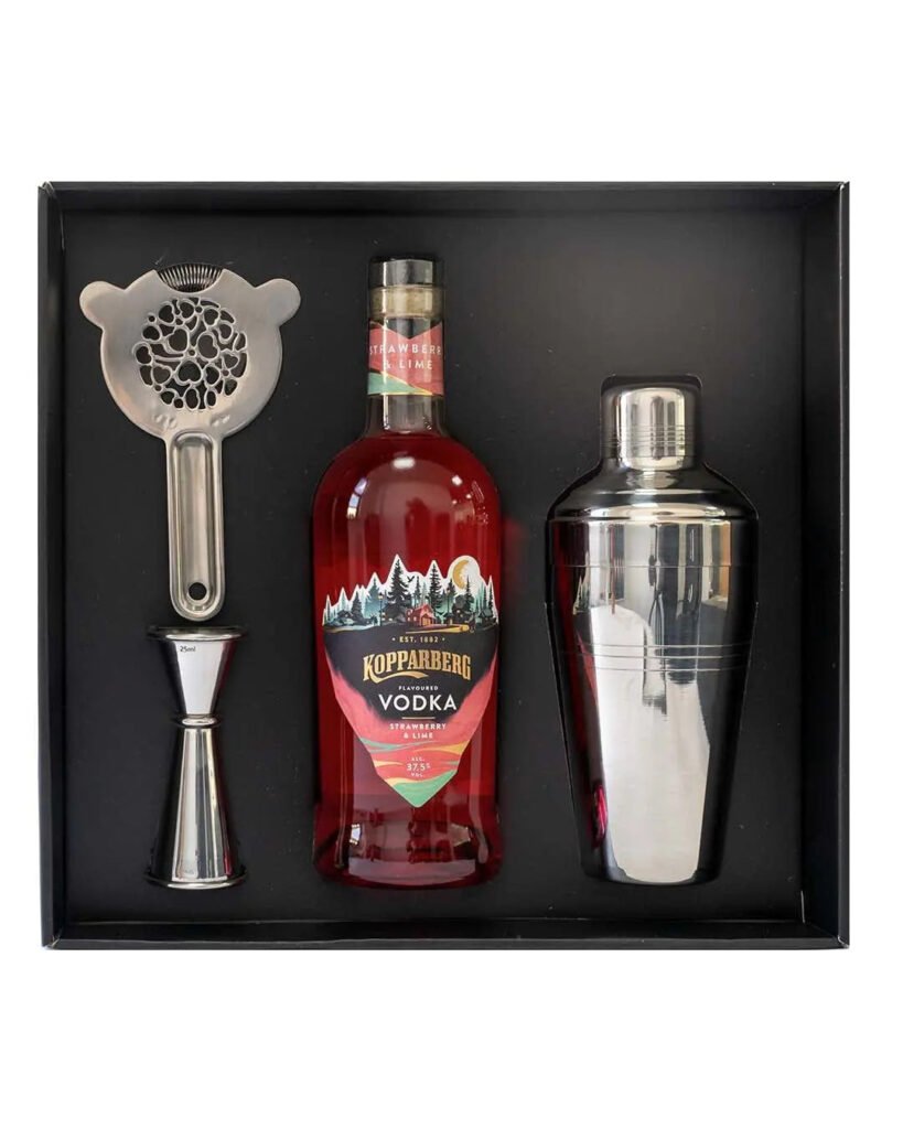 Kopparberg Strawberry & Lime Vodka 70 cl & 3 Piece Cocktail Gift Box